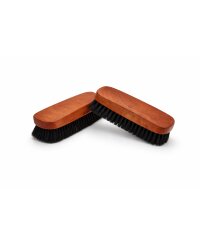 Kleiderbürste aus geöltem Birnbaumholz mit...